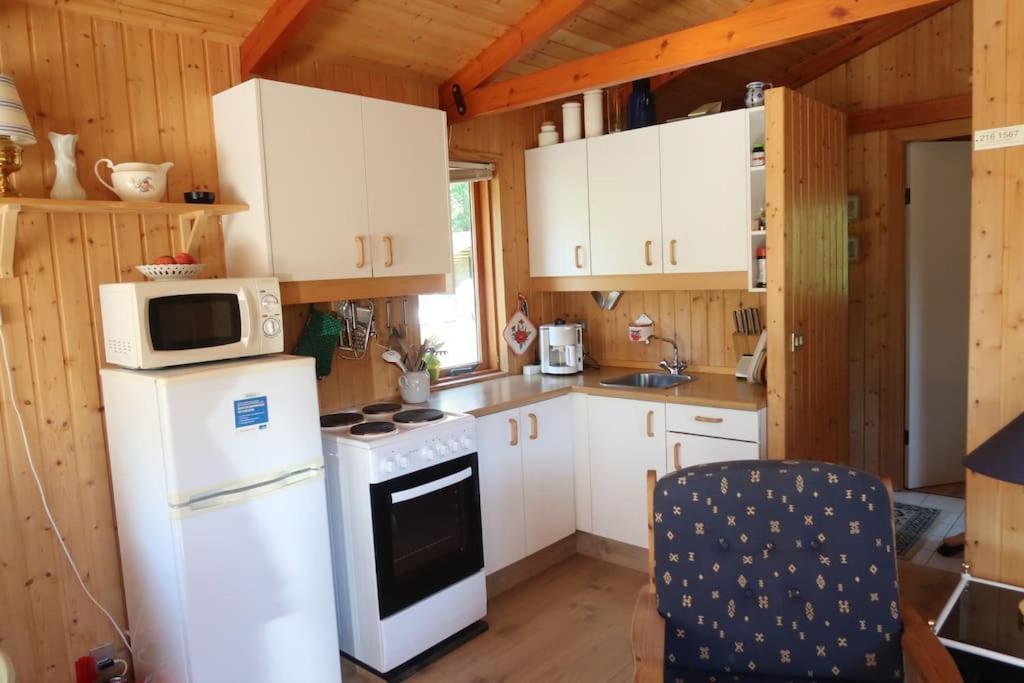 Cottage With Hot Tub In Beautiful Surroundings Hroarsstathir Ngoại thất bức ảnh